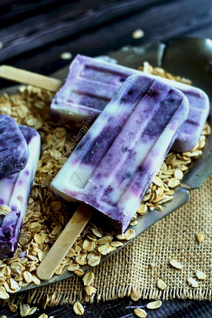 Blueberry Popsicles with Oatmeal (gluten free Vegan Option) Breakfast as a popsicle! Even sweetened with maple syrup like hot oatmeal.
