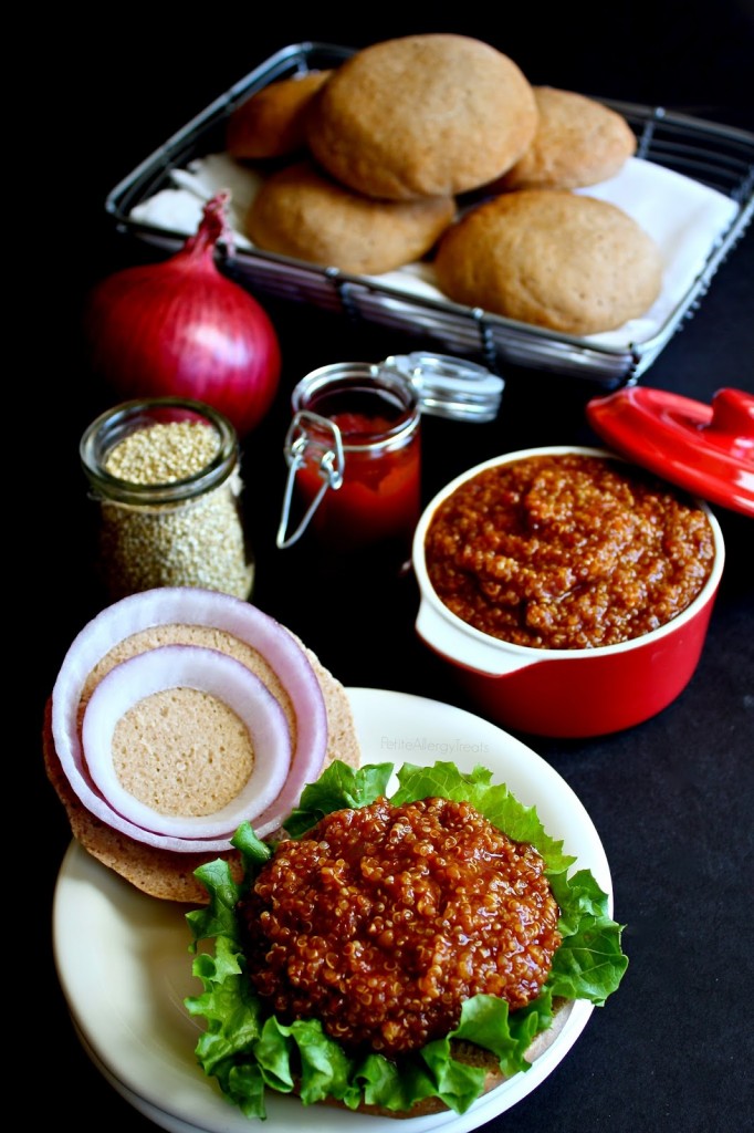 Sloppy Joe's with Quinoa Meatless (gluten free Vegan)- A classic family meal without meat but made with protein packed quinoa! An easy meatless meal!