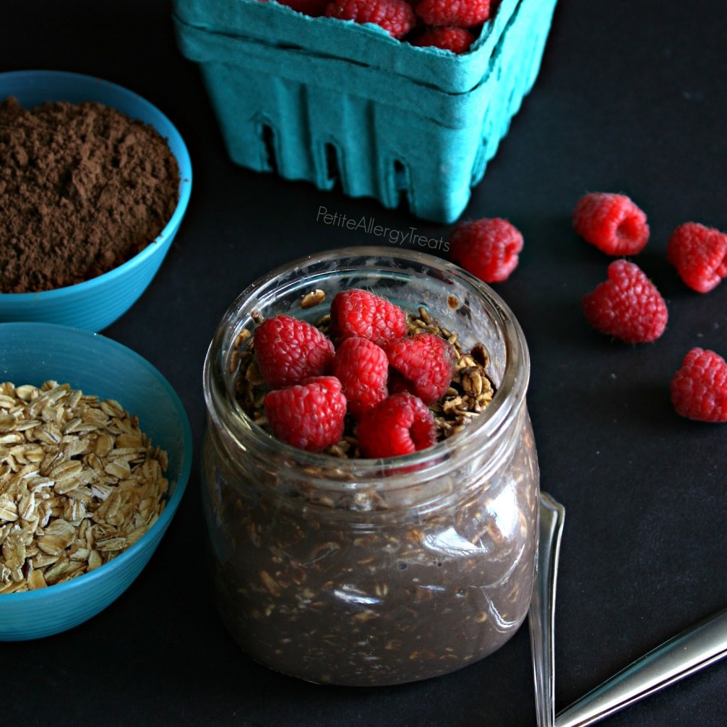 Easy Overnight Oats Chocolate Raspberry (gluten free Vegan)- Just mix set and forget for an easy oatmeal breakfast