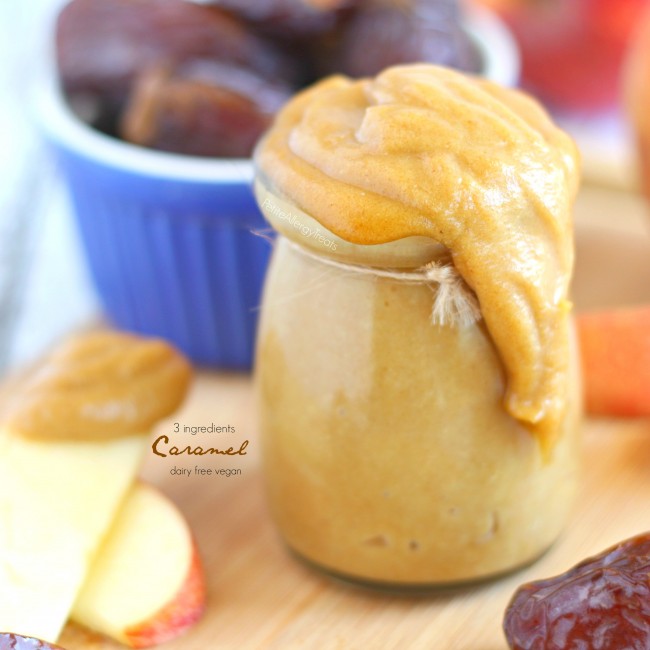 Caramel Sauce (dairy free vegan) Just 3 ingredients make this an easy healthy sauce!