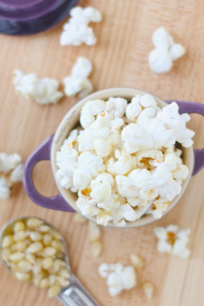 Easy Kettle Corn- Sweet and salty make this gluten free vegan snack irresistible. 