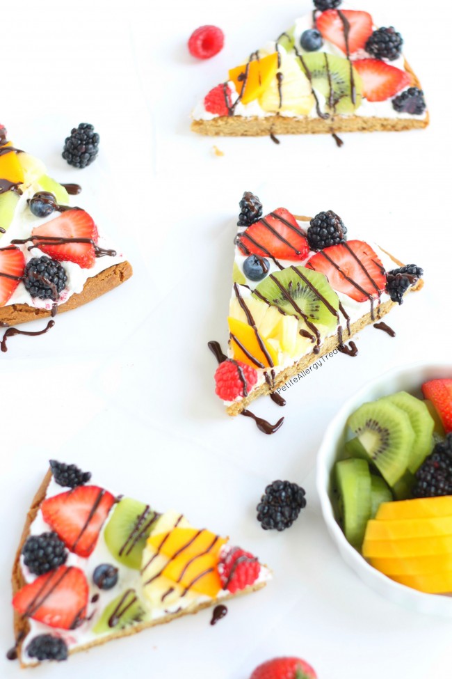 Rainbow Fruit Pizza (dairy free gluten free Vegan)- Impress anyone with a dairy free gluten free rainbow fruit pizza made with whole grains. #tothefullest