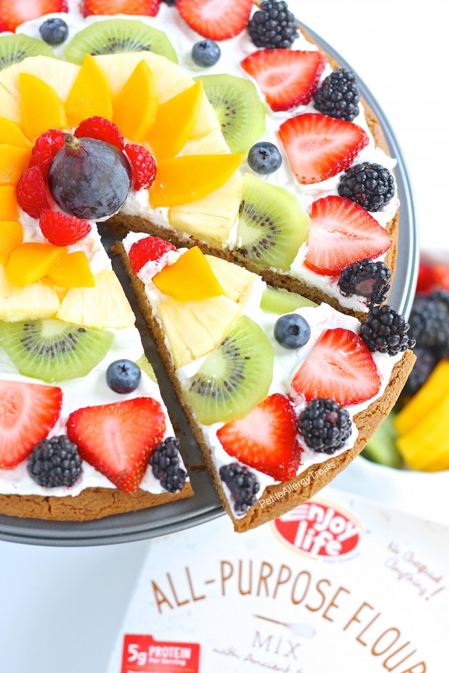 Fruit Pizza (dairy free gluten free Vegan)- Impress anyone with a dairy free gluten free rainbow fruit pizza made with whole grains. #tothefullest