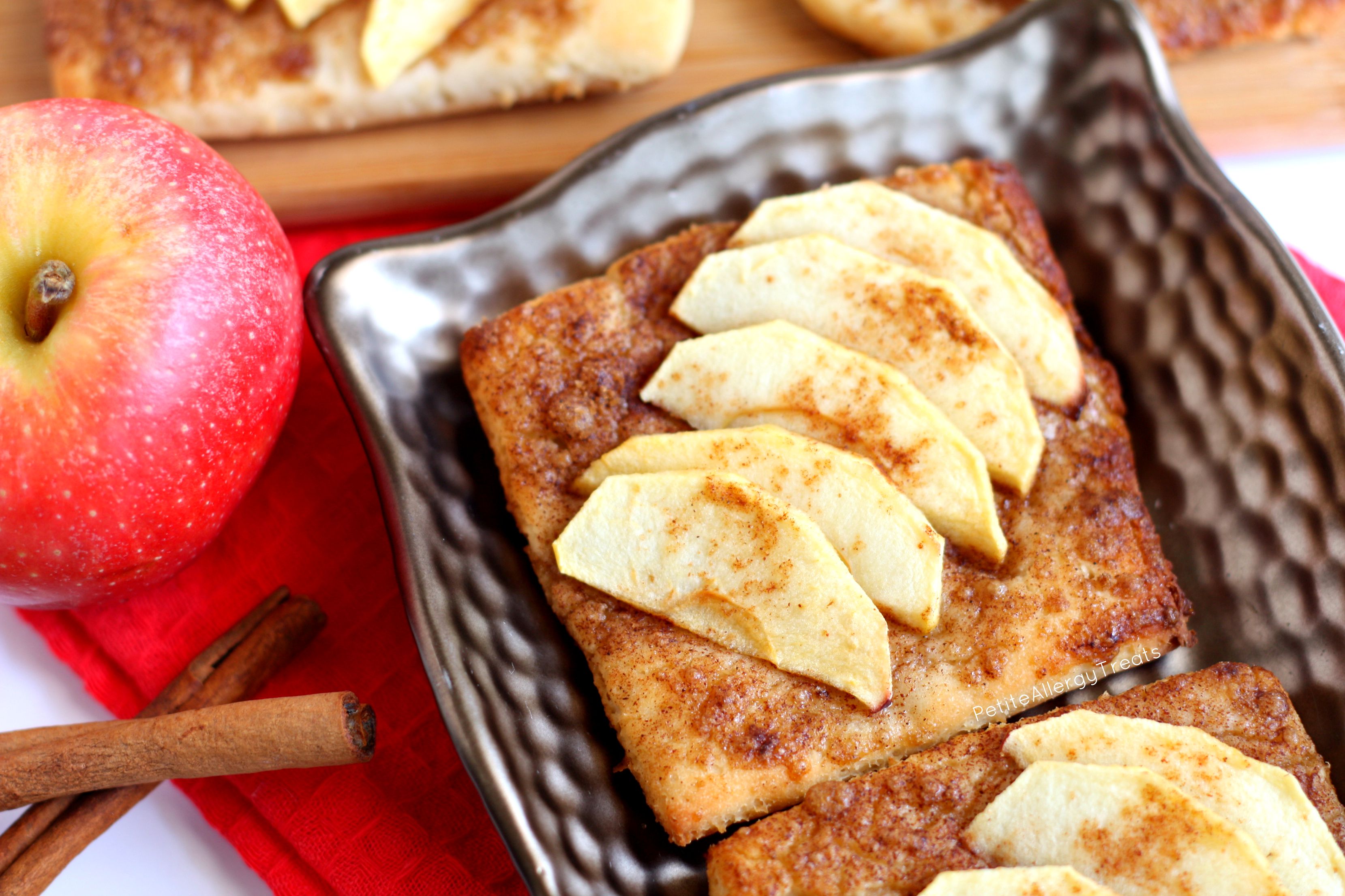 Danish Apple Pie Tart (gluten free Vegan) Cinnamon and apple breakfast treat!