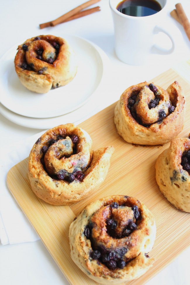 Vegan Blueberry Cinnamon Buns Recipe (Gluten Free dairy free egg free)- Soft and sweet gluten free cinnamon rolls with real blueberries. Hard to believe they are dairy free and food allergy friendly too!