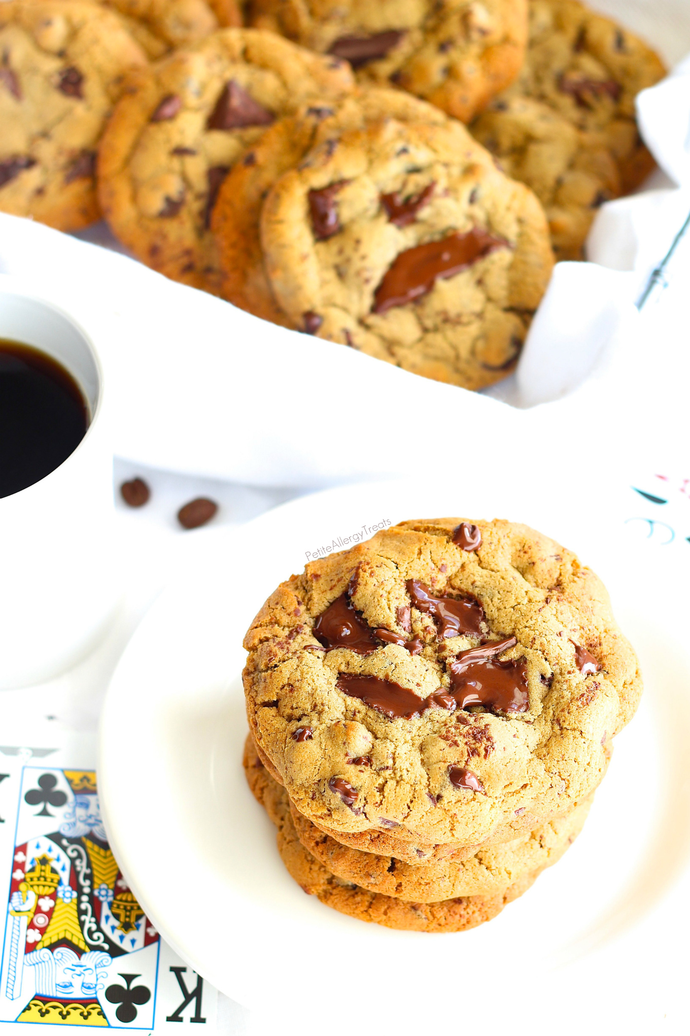 Gluten Free Vegan Chocolate Chip Cookies Recipe- Gooey egg free espresso chocolate chip cookies! Dairy Free sweet cookies!