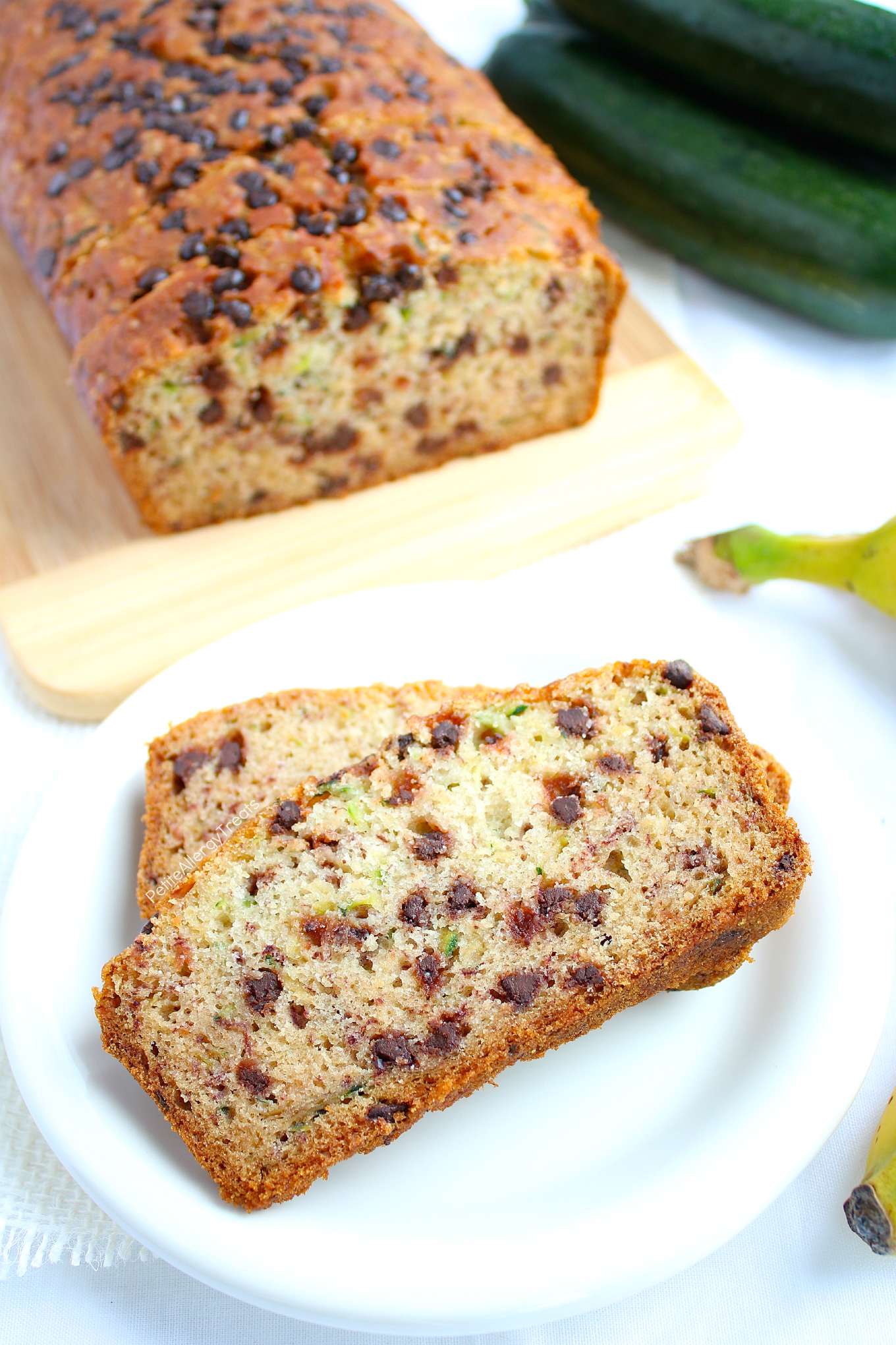 Gluten Free Chocolate Chip Zucchini Bread Recipe (egg free dairy free Vegan)- Easy one bowl gluten free chocolate chip zucchini bread. #glutenfree, #dairyfree, #eggfree, #vegan