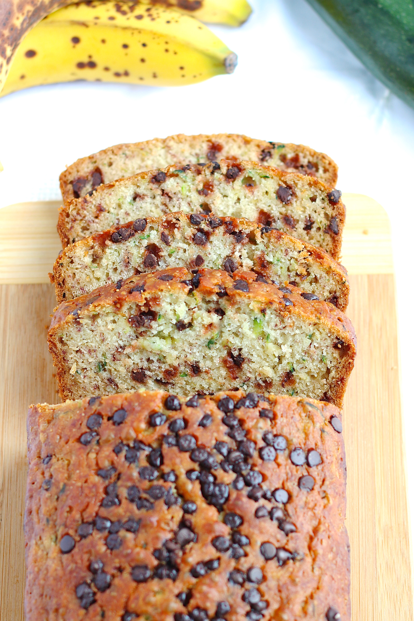 Egg free Gluten Free Zucchini Bread Recipe (dairy free Vegan)- Easy one bowl gluten free chocolate chip zucchini bread. #glutenfree, #dairyfree, #eggfree, #vegan